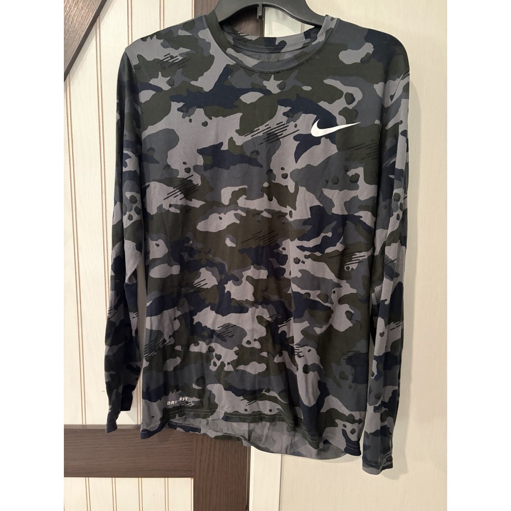 Nike Dri-FIT Shirt Mens Medium Gray Camo Long Sleeve Training Gym Crewneck Top